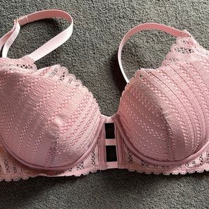 BEAUTIFUL lined plunge demi bra. NEW!
